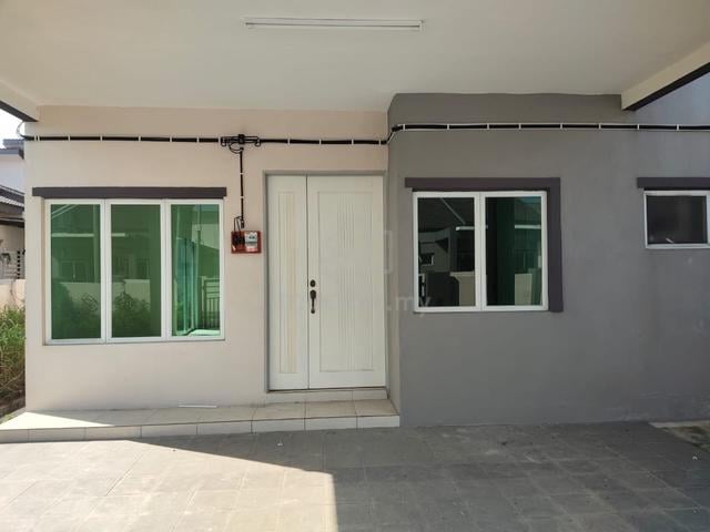 Cheap Deposit House For Rent In Klebang 1