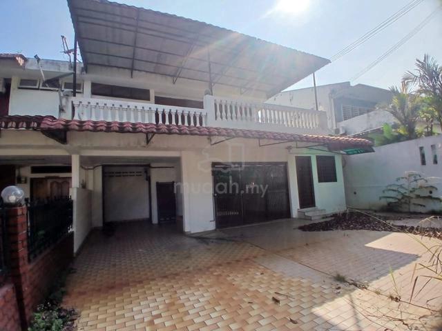 Serene Double Storey House Section 6 Shah Alam Available For Rent 1