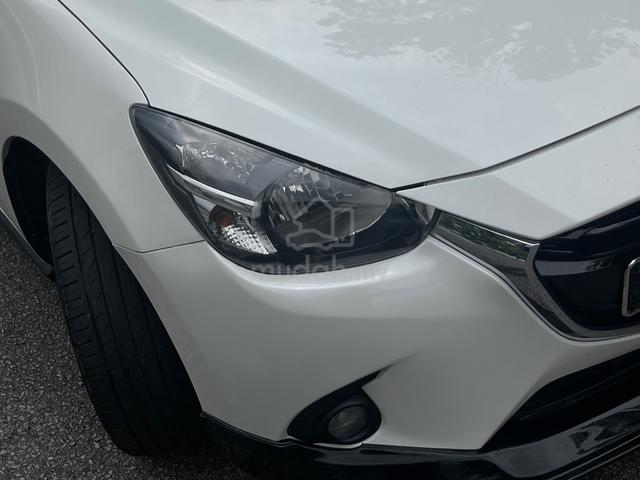 2015 Mazda 2 1.5 VR FACELIFT (A) - 3