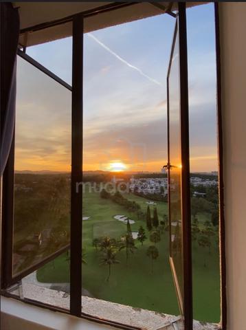 CASA TROPICANA CONDO – middle room with golf view 1