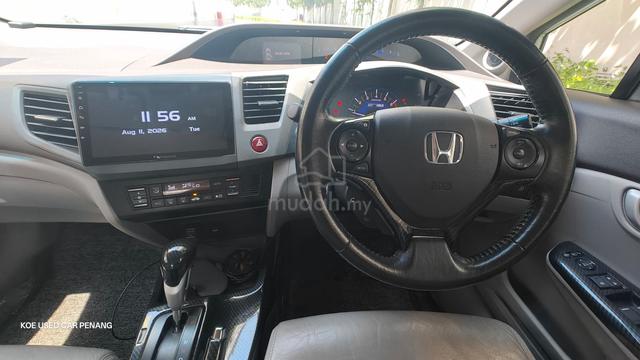 Honda civic 1.5 HYBRID  - 3