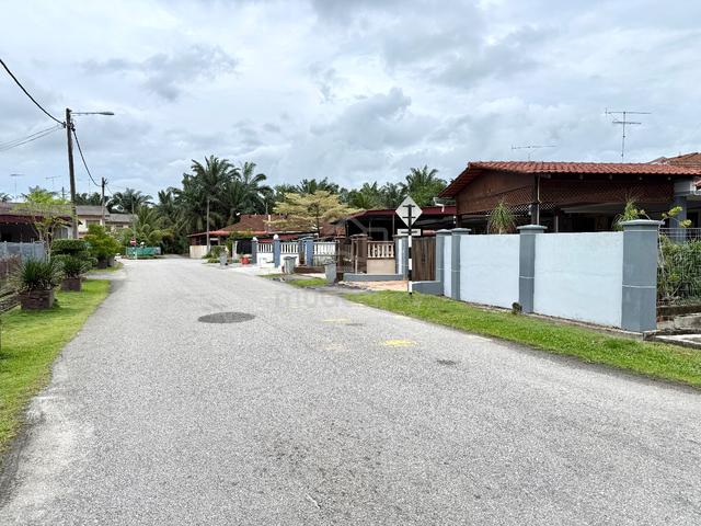 22’ x 112’ Single Storey Terrace House Taman Puteri Jaya 2 Batu Pahta 1