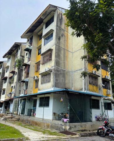 Flat PKNS Seksyen 24 Shah Alam 1