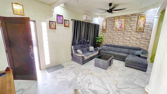Double Storey Taman Mutiara Bukit Kemuning Shah Alam for SALE 1