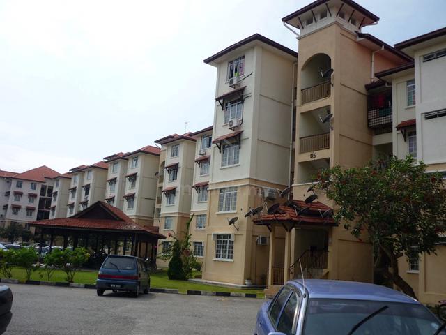 Bilik Apartment Pesona Tingkat  Perempuan 1