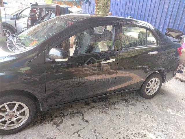2017 Perodua BEZZA 1.3 PREMIUM X (A) - 4