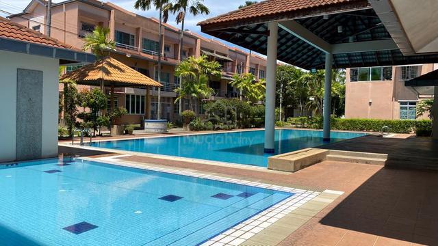 Luyang Perdana Master Bedroom with bathroom attached For Rent 1