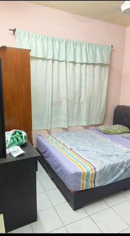 room batu cave for rent 1