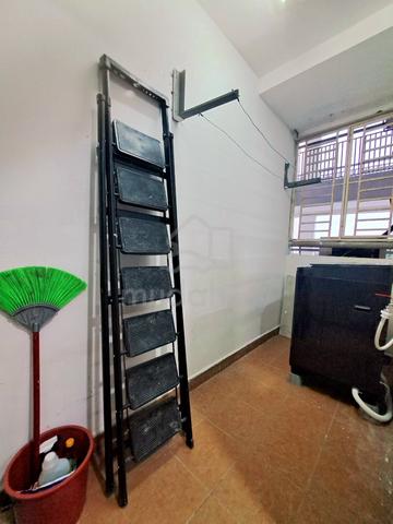 Female Room for Rent – Opposite Taman Tasik Permaisuri / Near LRT MRT 1