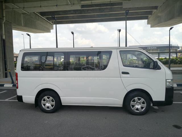 2021 Toyota Hiace 2.5 (M) Window Van 14 Seat - 4
