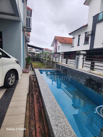 Renovated 3 Storey Semi D Taman Pulai Bayu 1