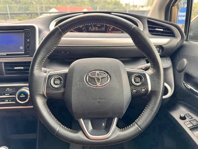 2017 Toyota Sienta 1.5 V (A) GR Sport - 5