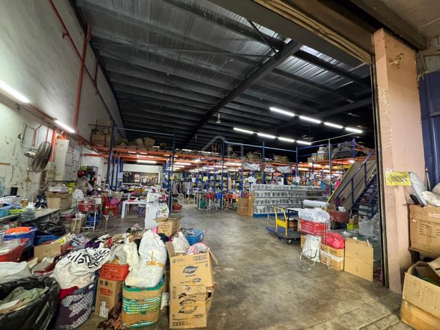 FREEHOLD! 21K Sq.ft Warehouse Perindustrian Krubong, Melaka 1