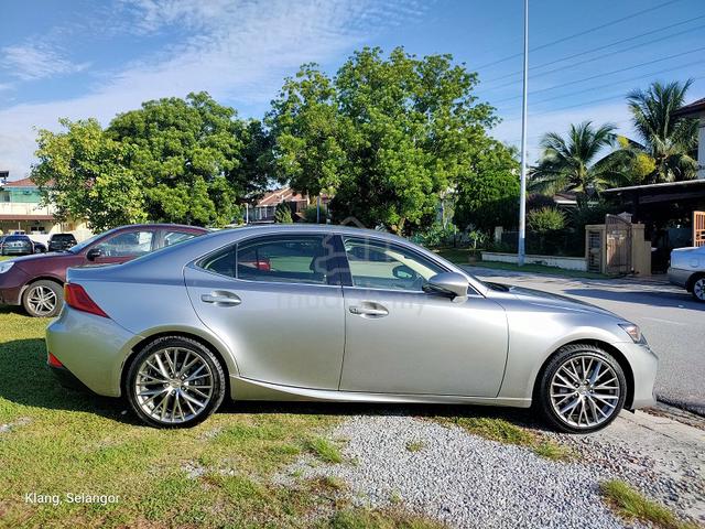 Lexus IS200 2.0 T LUXURY (A)WithNumber 92,HighLoan - 2
