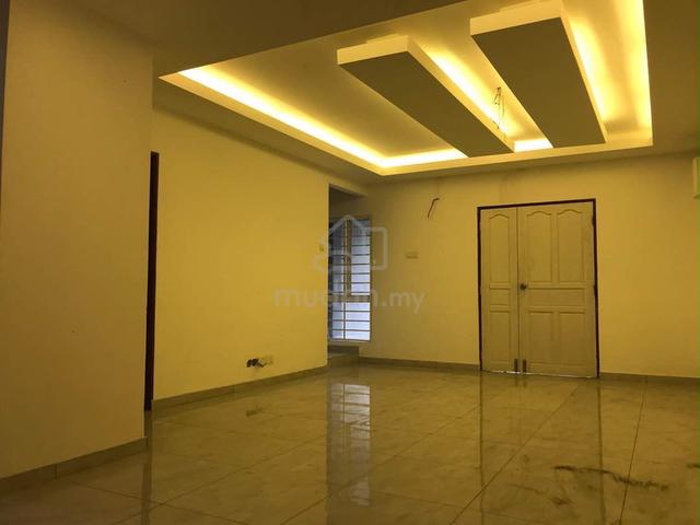 2 sty taman Puchong Utama | Puchong | no facing unit |partly furnished 1