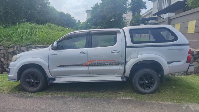 2015 Toyota HILUX 2.5 G TRD SPORTIVO (A) - 5