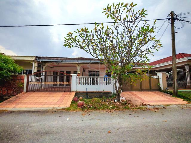 Semi Detached Single Storey Fully Renovated Sg Jelok Kajang 1