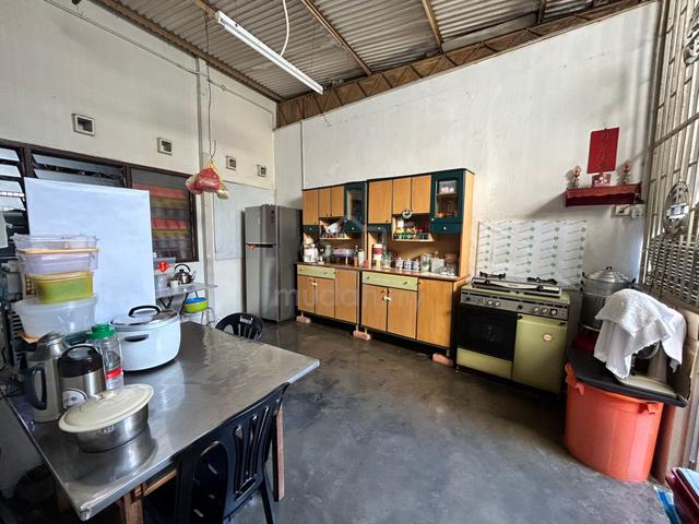 2 Storey terrace with car porch Jalan Siam Georgetown 2000sf 1