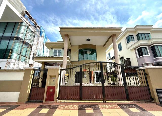 6 Bilik‼️3 Storey Banglo Templer Saujana Park Rawang Selayang 1