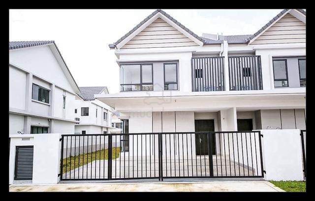 BARE NEW UNIT🔥 GUARDED SEMI D 2 Storey Sejati Lakeside Cyberjaya 1