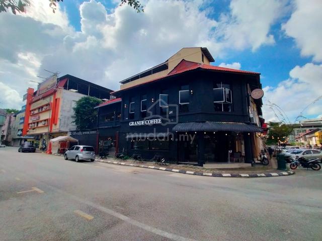 Kota Bharu Jalan Ismail 2 stry shop for sale in good location 1