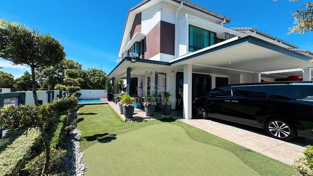 Bukit Raja fully furnished with Swimming Pool corner ready to move in 1