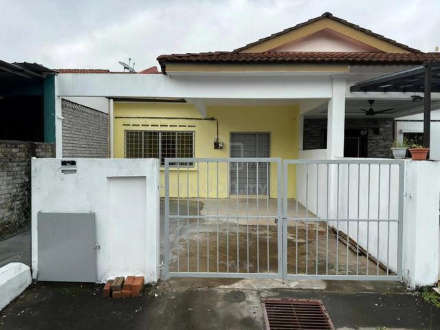 Single Storey Terrace Langat Utama near Klia 1