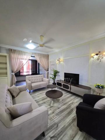 Bellisa Court 1