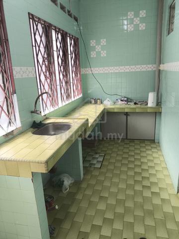 Tun Aminah Single Storey Hulubalang 1