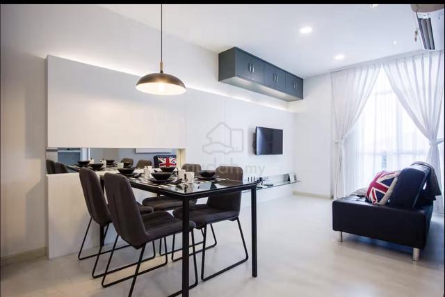 Straits Garden Suite 1