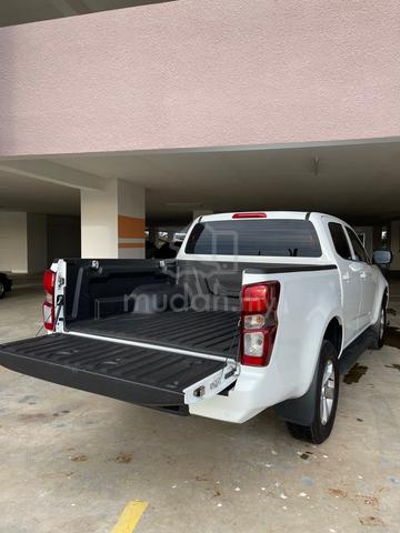 2024 Isuzu D-MAX 1.9 AUTO PLUS MY21 UPDATED (A) - 4