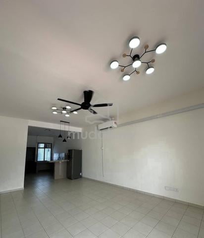 Residensi PR1MA PD | 4R3B | 5 Airconds | Gated & Guarded 1