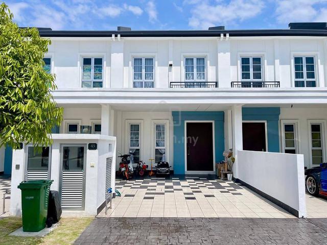 2 Storey Terrace Renovated Fully Furnished Cherrywood Eco Majestic 1