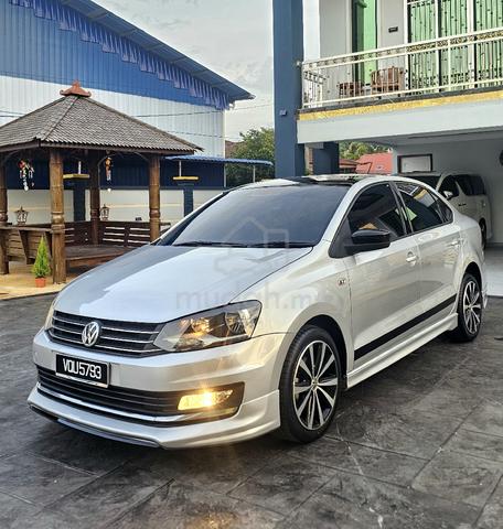 2017 Volkswagen VENTO 1.2 TSI HIGHLINE (A) - 1