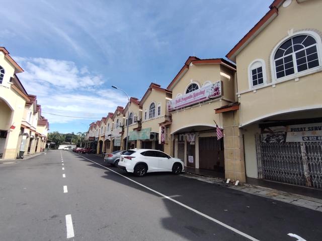 Double Storey Shoplot Medan Putra For Sale 1