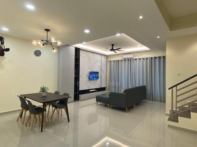 Seri Botani / 2 Storey Terrace House For Rent / Fully Furnished / 4R3B 1