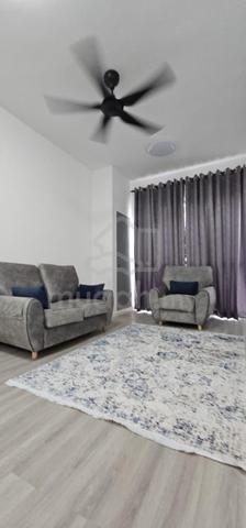 LakeFront Residence 1
