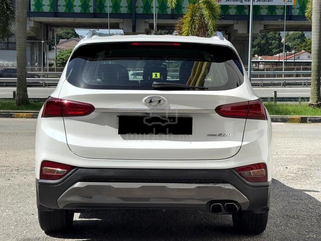2019 Hyundai SANTA FE 2.2 STD DIESEL 7ST S/RECORD - 4