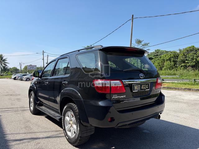 2010 Toyota FORTUNER 2.7 V TRD SPORTIVO FACELIFT - 4