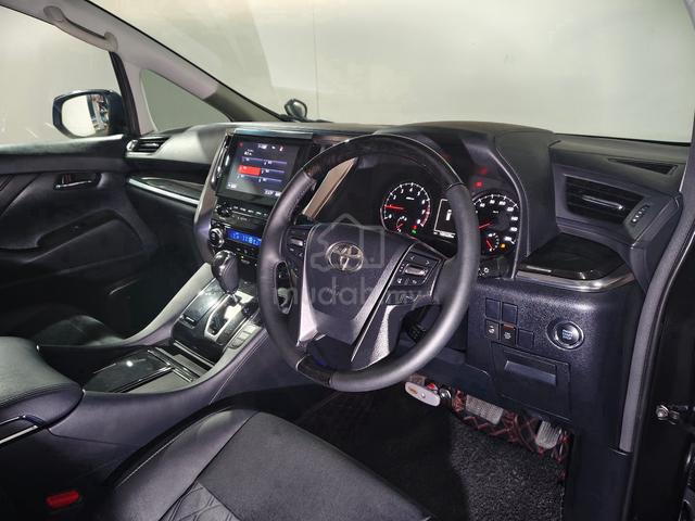 2015 Toyota Alphard 2.5 SC JBL Full Spec Like New - 4