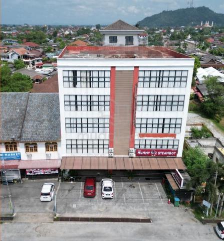 Butik Hotel 5 Tingkat , Batu Burok , Kuala Terengganu 1