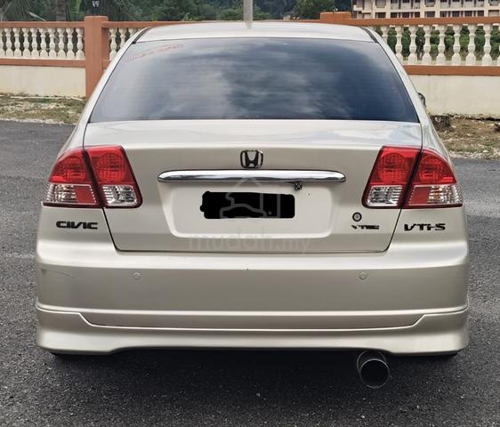 2005 Honda CIVIC 1.7 VTEC (A) - 5