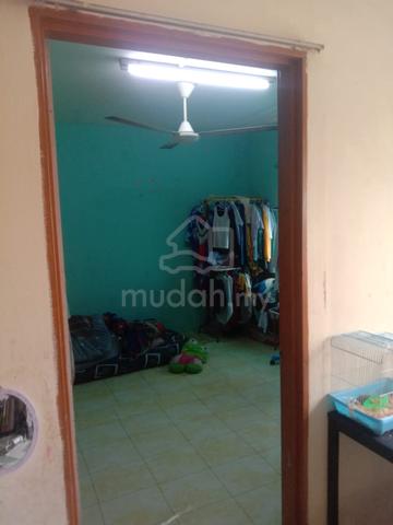 Selayang Mulia Apartment Mawar & Teratai 1