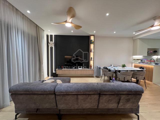 [SELL AT LOSS] Garland 2 Residence @ Kota Emerald Rawang 1