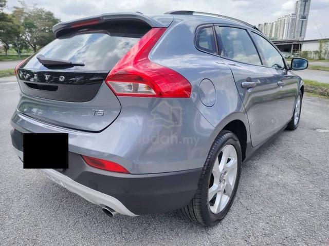 Volvo V40 T5 CROSS COUNTRY(A)116633KM F/S FEREDAL - 3