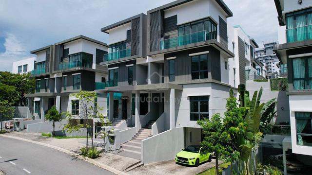 Semi-Detached Desa Hill Villas, Desa Petaling, Kuala Lumpur 1