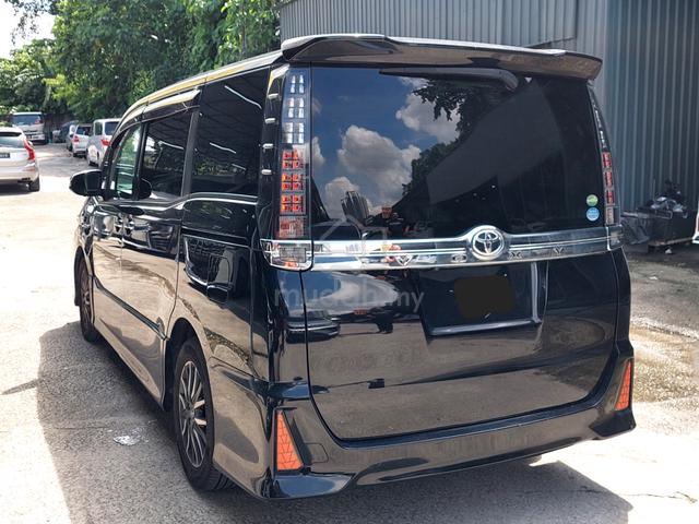 2016 Toyota VOXY ZS Kirameki 2.0💛3 Year Warranty - 3