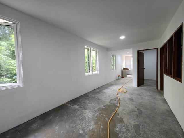 Office Tingkat 1 Endlot 20'x80' 5Bilik 4