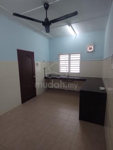 Partly furnished 1 storey landed house nr bandar tun razak hukm cheras 1