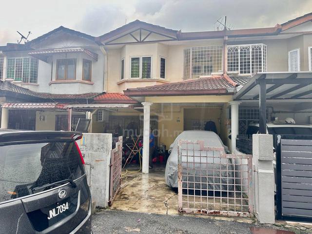 Double Storey Terrace, Taman Pandan Indah, Kuala Lumpur. 1